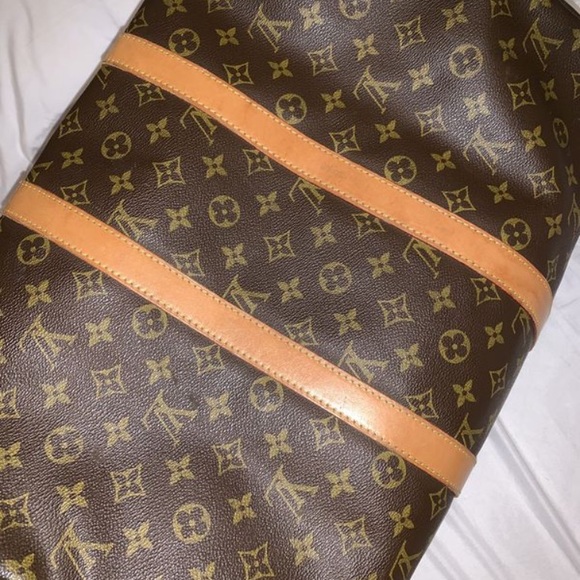 LV duffel Bag - Picture 3 of 8